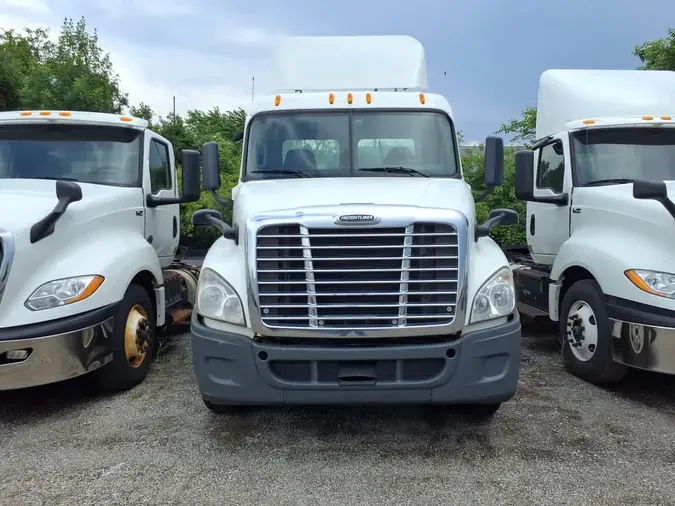 2014 FREIGHTLINER CASCADIA 125