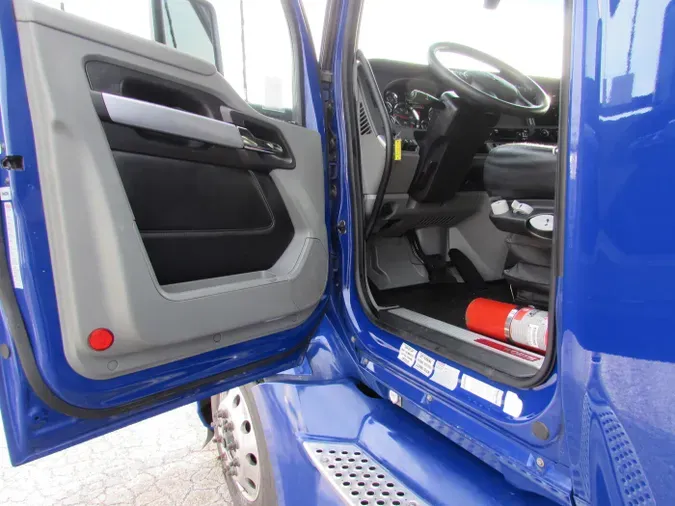 2021 Kenworth T68053cd22b9152defdb2c98269f613c52ec