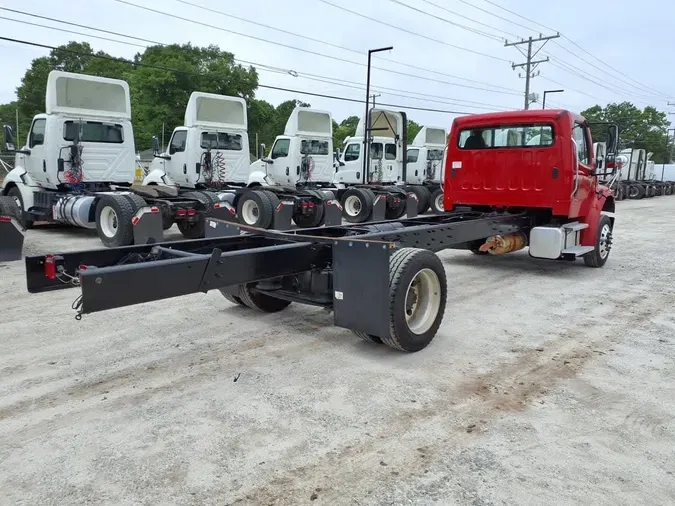 2019 FREIGHTLINER/MERCEDES M2 106