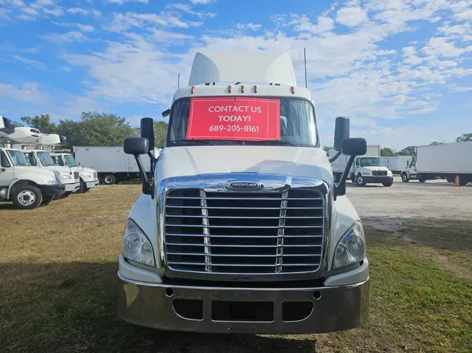 2018 FREIGHTLINER/MERCEDES CASCADIA 125