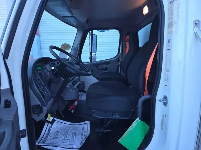 2018 FREIGHTLINER/MERCEDES M2 106
