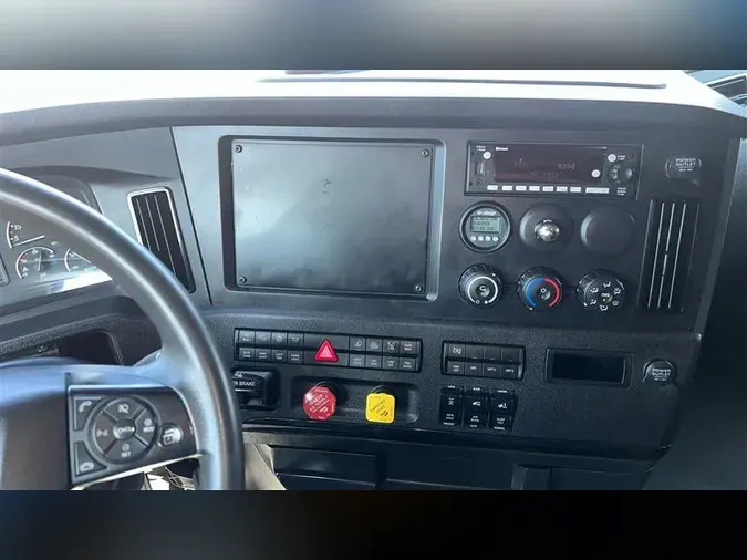 2023 FREIGHTLINER CA126