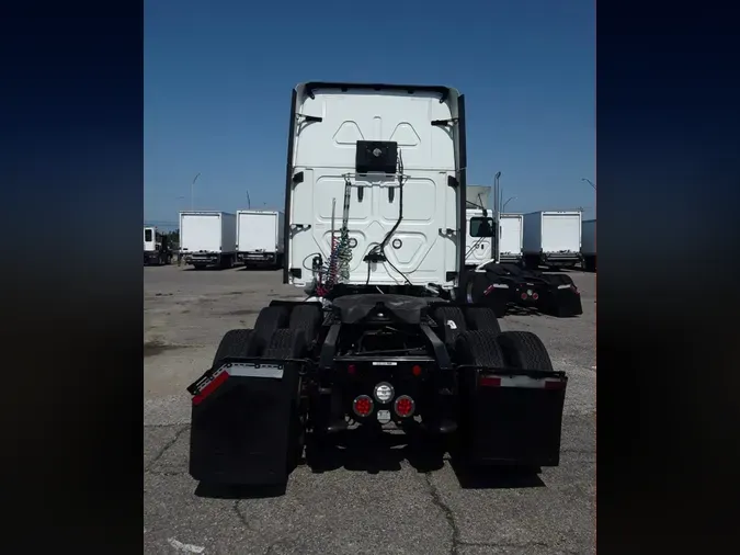 2019 FREIGHTLINER/MERCEDES CASCADIA 125
