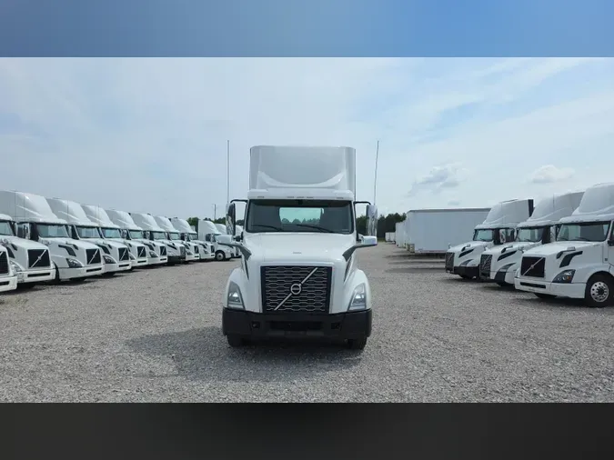 2019 Volvo VNL300