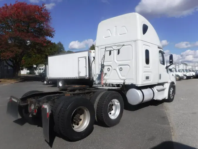 2019 FREIGHTLINER/MERCEDES NEW CASCADIA PX12664