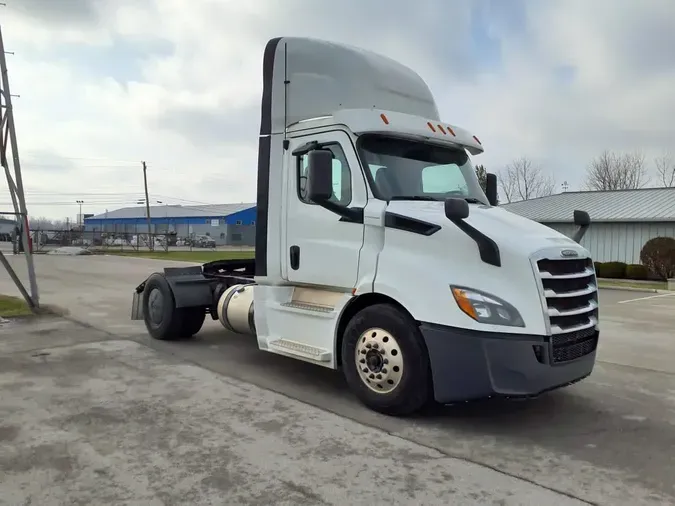 2020 FREIGHTLINER/MERCEDES NEW CASCADIA 116