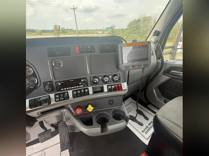 2022 KENWORTH T680