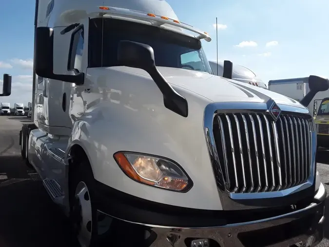 2019 NAVISTAR INTERNATIONAL LT625 SLPR CAB53dad624c10225ea0ec8058912127db6