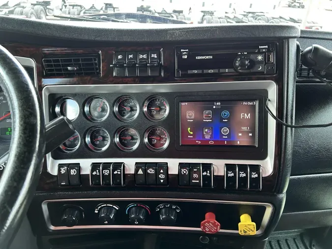 2016 Kenworth W900