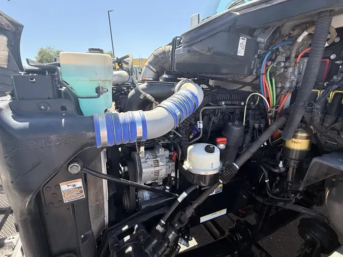 2018 Peterbilt 57953dc74743417d0db73e26d5fc60b7bdb