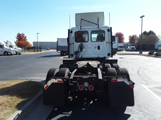 2017 FREIGHTLINER/MERCEDES CASCADIA 125