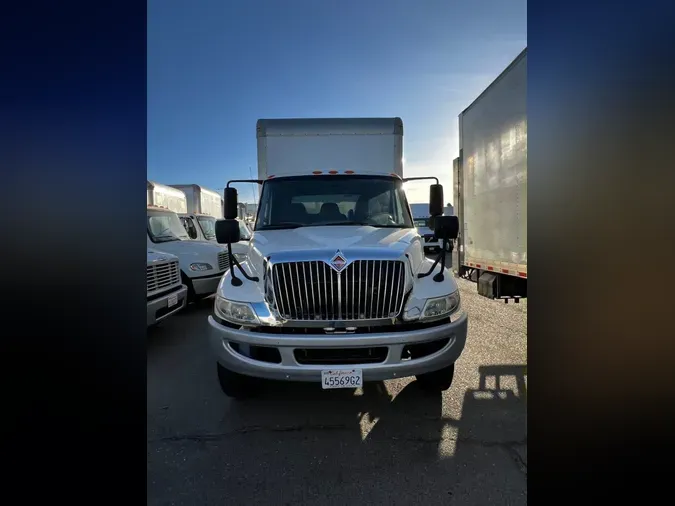 2018 NAVISTAR INTERNATIONAL 4300 LP