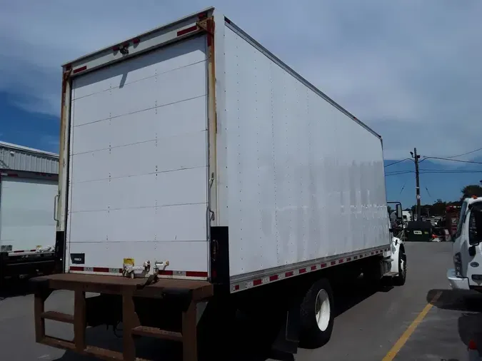 2020 FREIGHTLINER M2 106