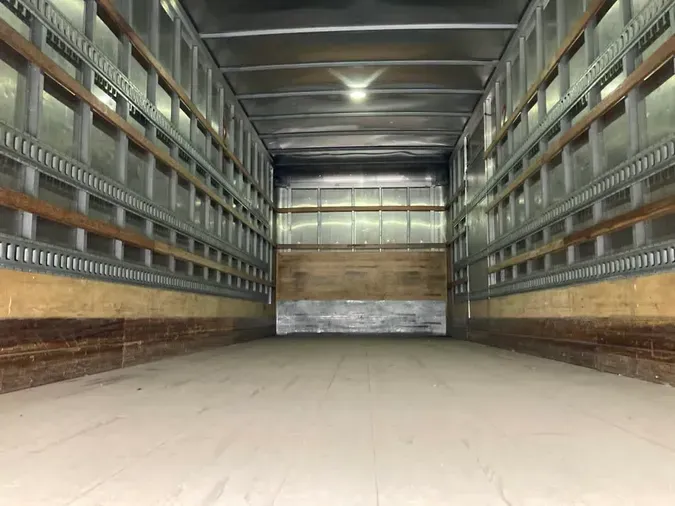 2019 FREIGHTLINER/MERCEDES M2 106