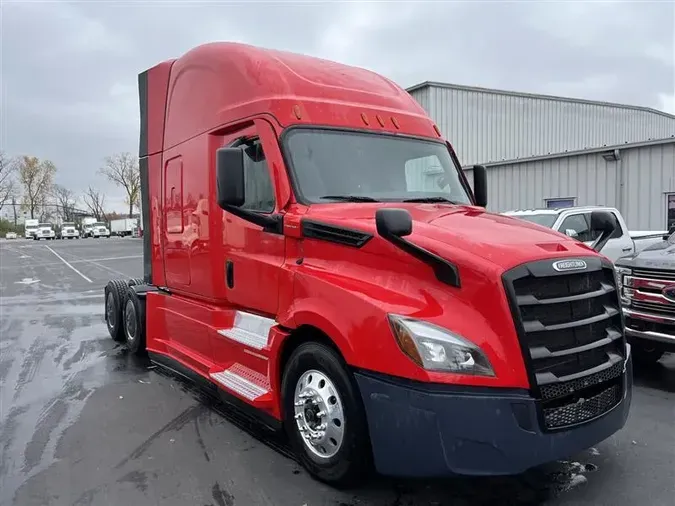 2022 FREIGHTLINER CASCADIA