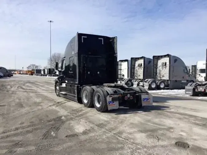 2024 Freightliner Cascadia