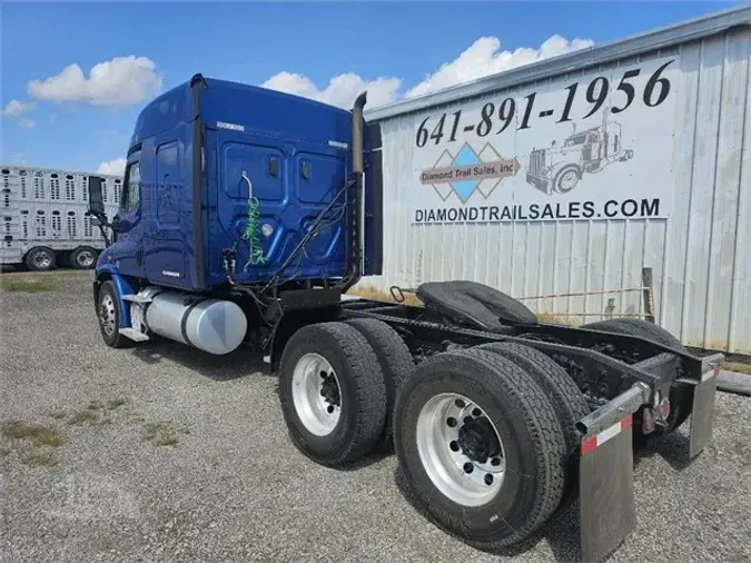 2018 FREIGHTLINER CASCADIA 113