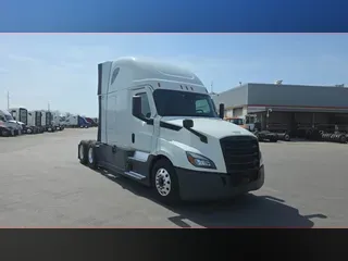 2022 Freightliner Cascadia 126
