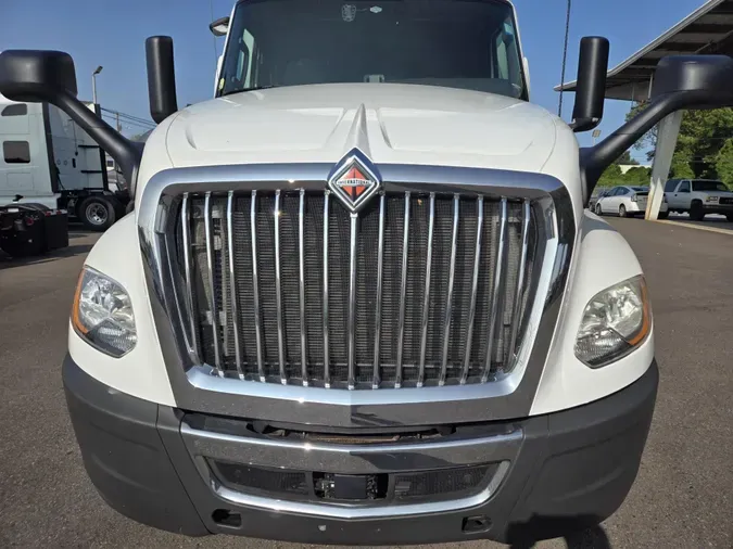 2019 International LT625