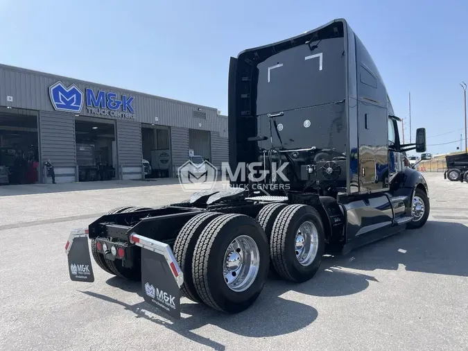 2021 KENWORTH T680