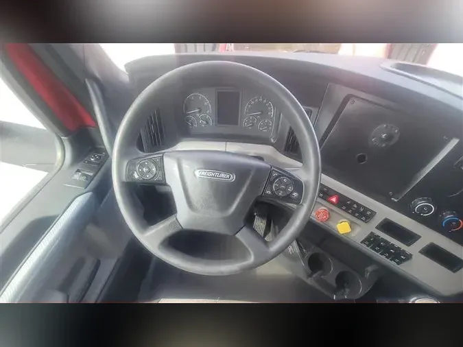 2021 FREIGHTLINER CA126