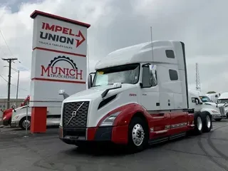 2021 Volvo VNL64T760
