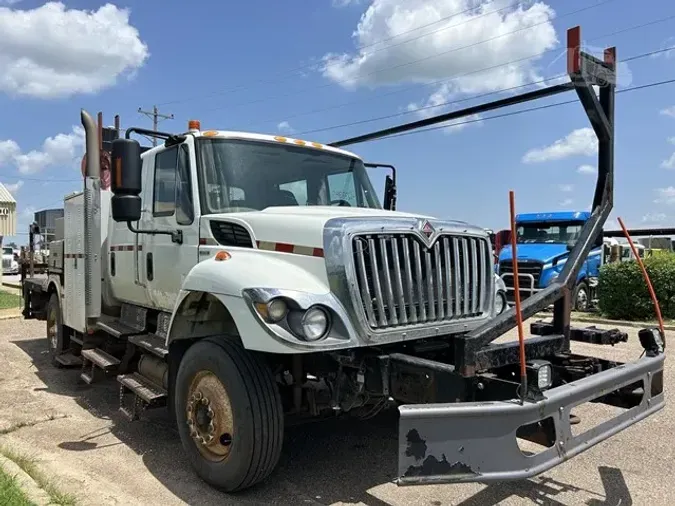 2009 INTERNATIONAL WORKSTAR 7300