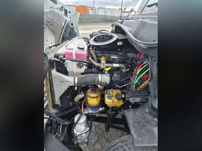 2018 FREIGHTLINER/MERCEDES CASCADIA 113