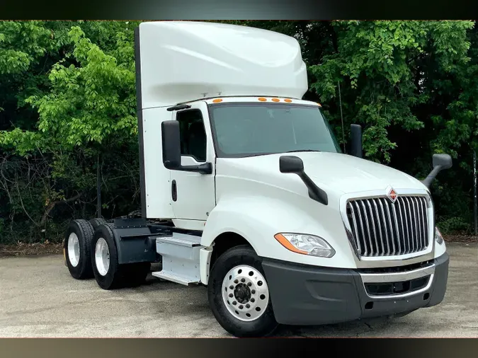 2020 INT LT625 6x45406bd31bbe3d13af7f8b54eddb93f96