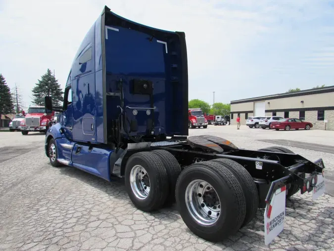 2022 Kenworth T680
