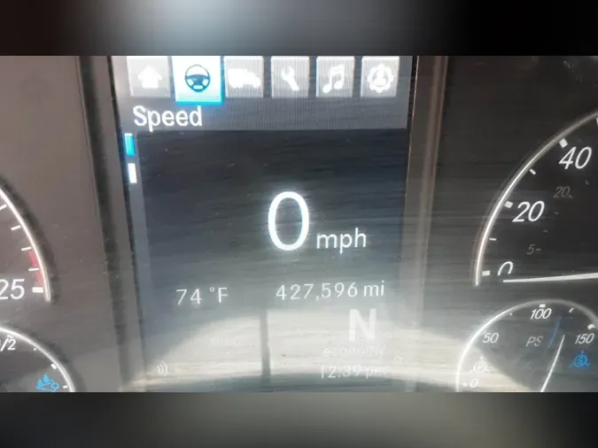 2021 Freightliner Cascadia 126