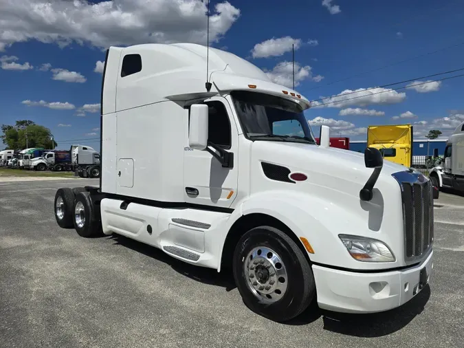 2022 Peterbilt 579