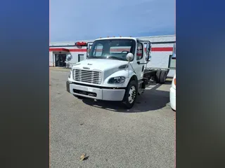 2020 FREIGHTLINER/MERCEDES M2 106