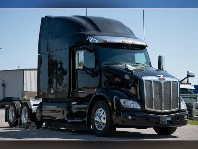 2022 PETERBILT 579