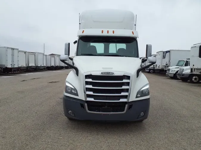 2020 FREIGHTLINER/MERCEDES NEW CASCADIA 116