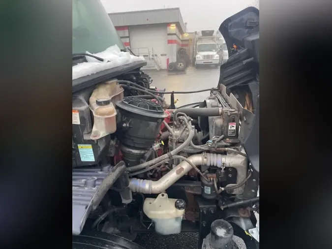 2019 FREIGHTLINER/MERCEDES M2 106