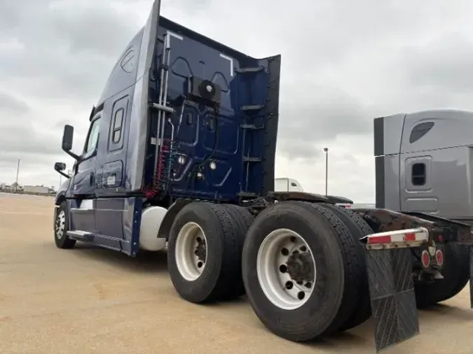 2020 Freightliner New Cascadia 1265417ebd738f9442f27b64586e7238fb3