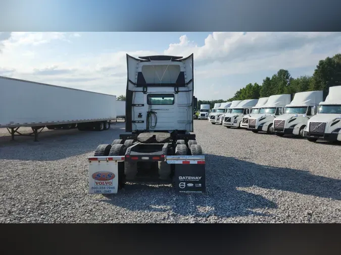 2019 Volvo VNL300