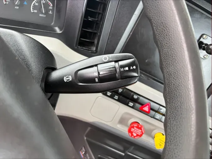 2021 Freightliner Cascadia 126