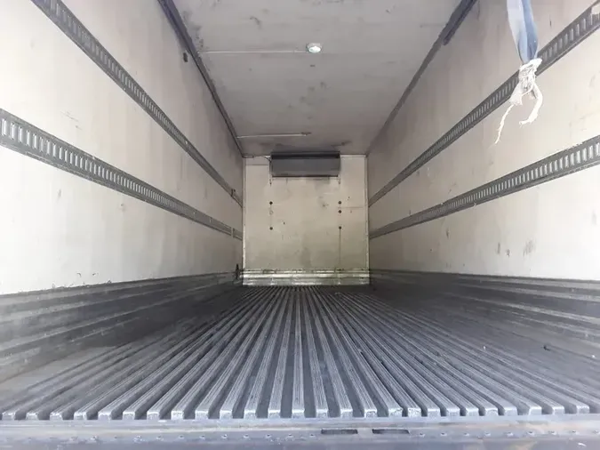 2020 FREIGHTLINER/MERCEDES M2 106