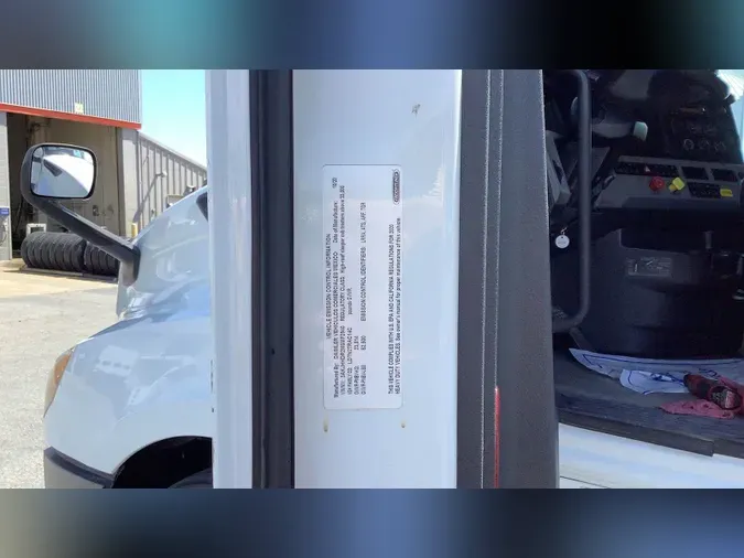 2021 Freightliner Cascadia 126
