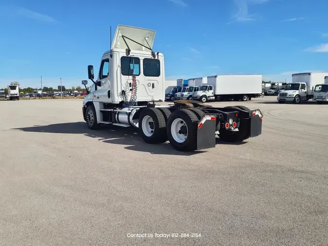 2019 FREIGHTLINER/MERCEDES CASCADIA 125