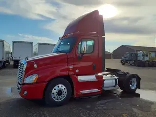 2013 FREIGHTLINER/MERCEDES CASCADIA 125