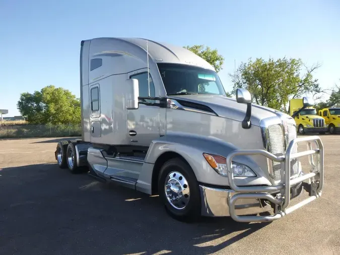 2023 Kenworth T680