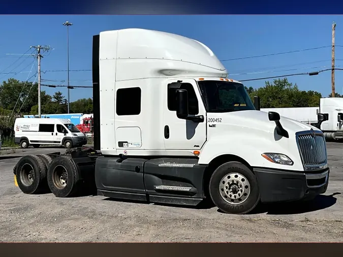 2022 INT LT625 6x4542ac60c1b8e446834034b275eb8fea6