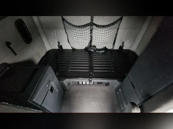 2020 FREIGHTLINER CA126