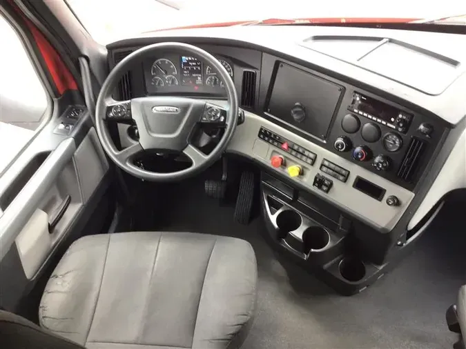 2022 FREIGHTLINER CA126