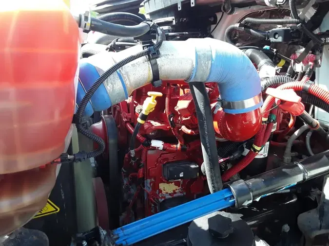 2020 NAVISTAR INTERNATIONAL MV607 (4X2)