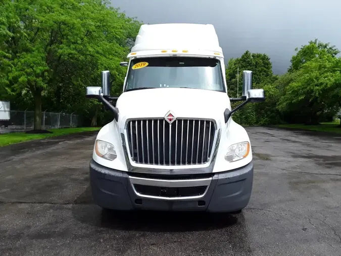 2019 NAVISTAR INTERNATIONAL LT625 SLPR CAB