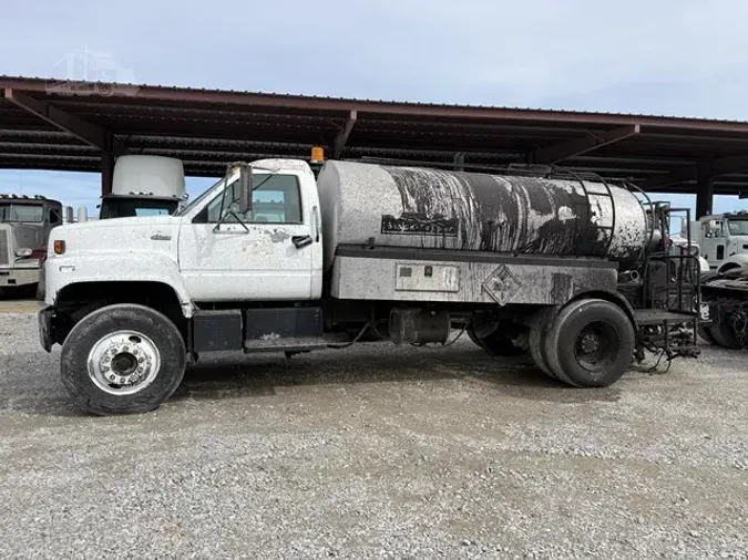 1997 GMC T7500